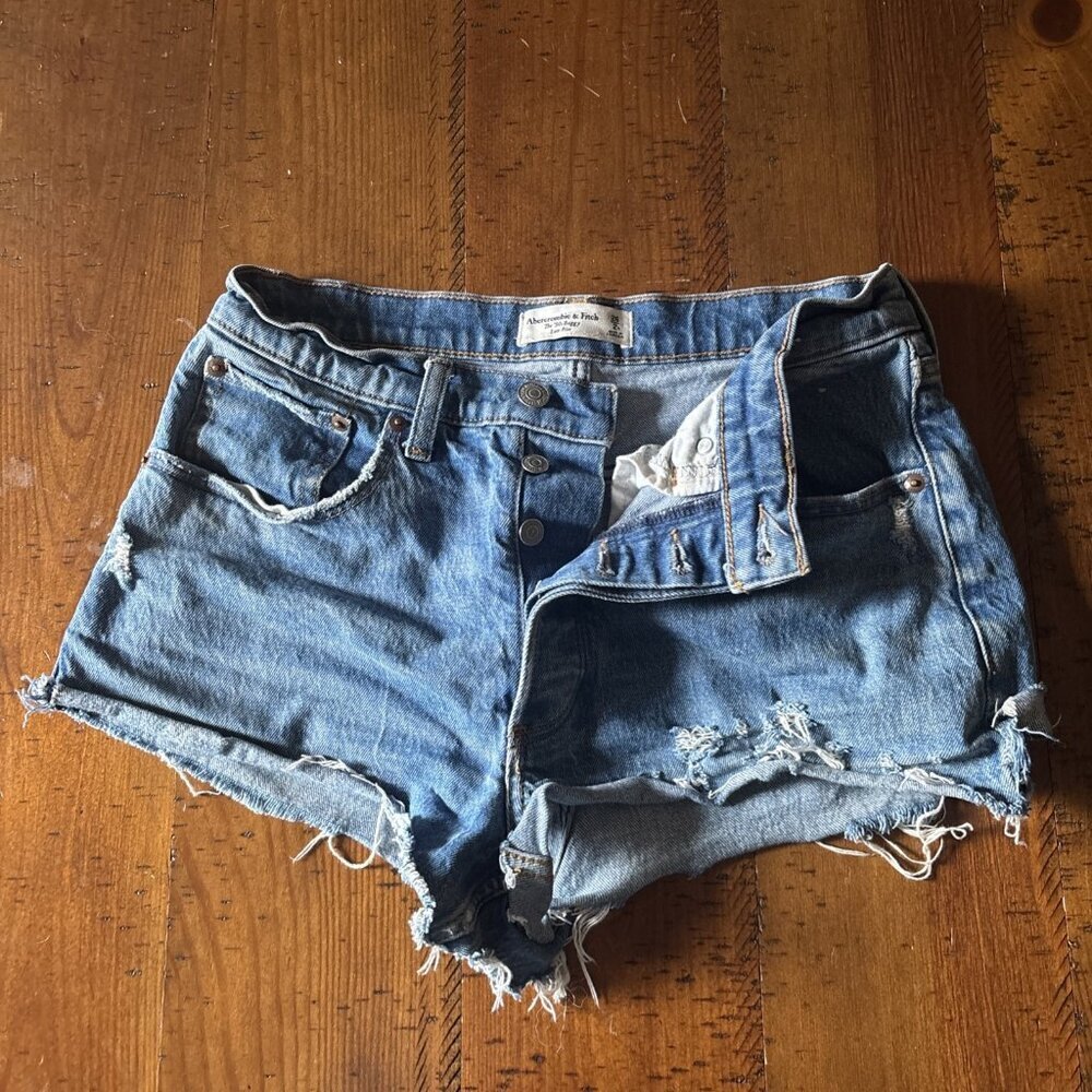 Abercrombie & Fitch Button Front Shorts Size 26/2 Reg Low Rise  90’s Baggy